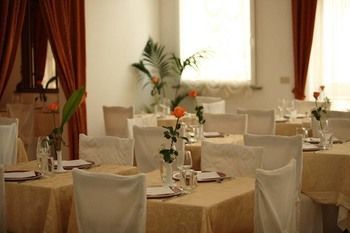 Hotel Pina